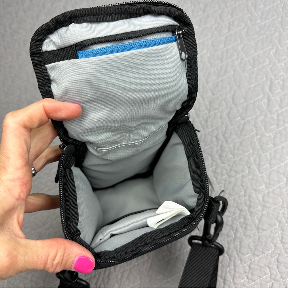 Small Padded Storage Bag 5x5x3" | Camera Case | Case Logic | Black | Crossbody - Picture 4 of 11